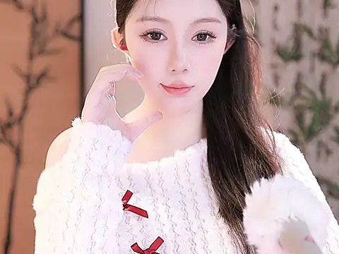 Snapshot of Summer-Momo chatting on 03.01.25 Summer-Momo online show from 03.01.25