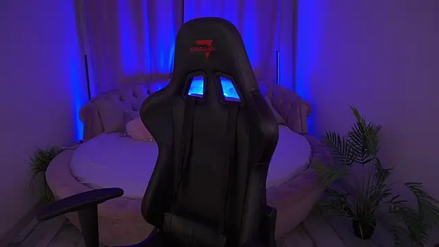 Marmeladkaaa online show from 11.24.25