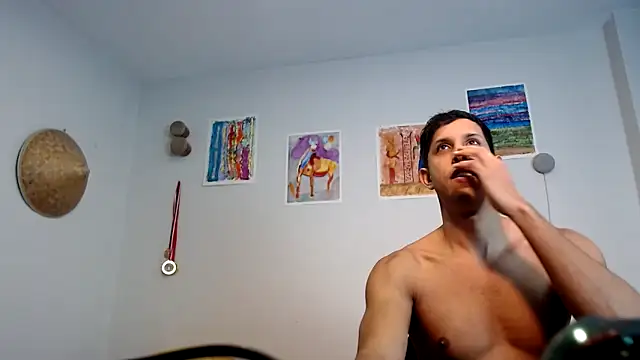 HOTLATINO2025 online show from 10.07.25