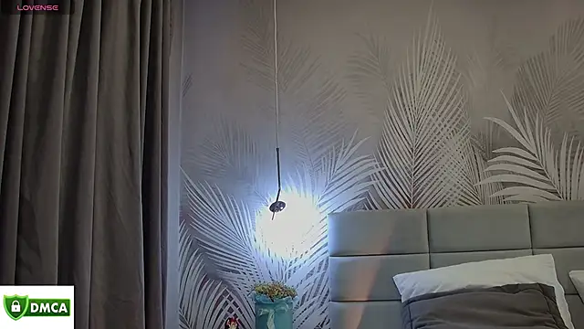 Emma plux online show from 10.29.25