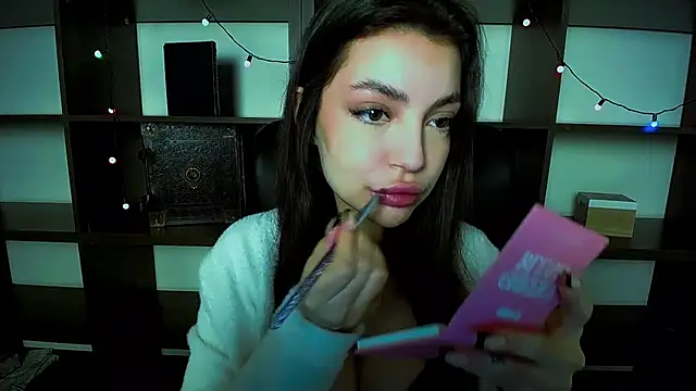 Lexi Jous online show from 01.28.25