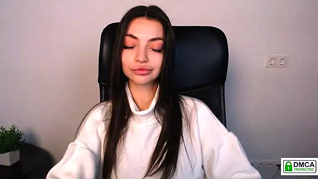 Lexi Jous online show from 11.18.25