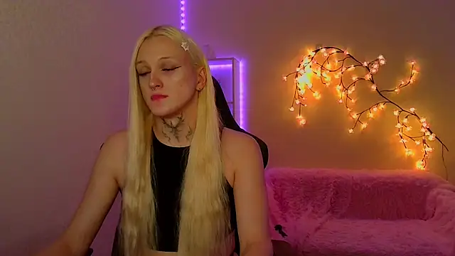 DianaRadrigo online show from 11.05.25