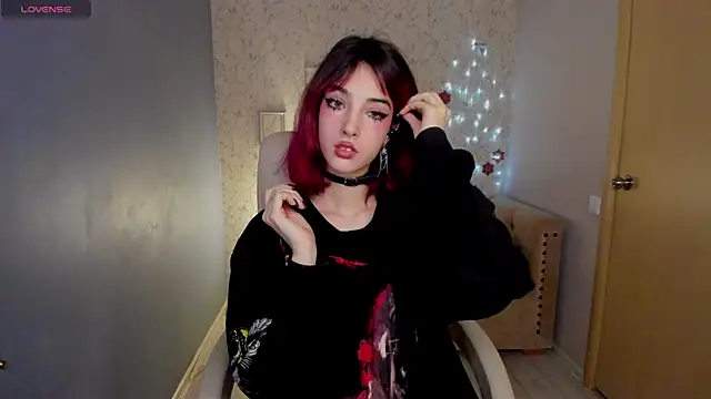 Snapshot of Ink__pleasure chatting on 01.10.25 Ink pleasure online show from 01.10.25