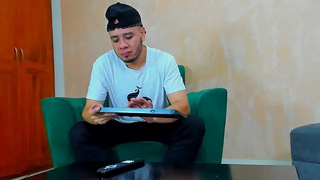 jacob lewitt online show from 03.07.25