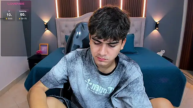 Tommy18   online show from 03.15.26