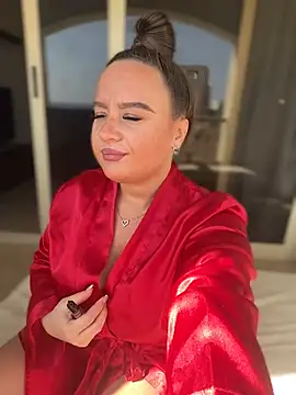 Ivy Davidson online show from 02.06.25