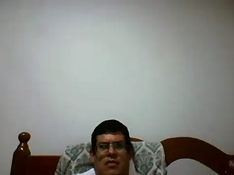 AgneloFly online show from 02.22.25