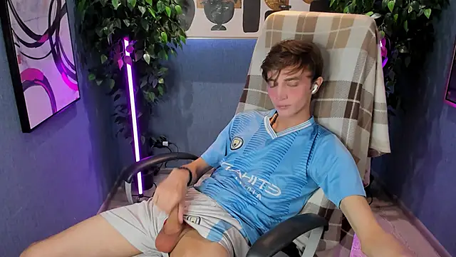 John Weasley online show from 09.13.25