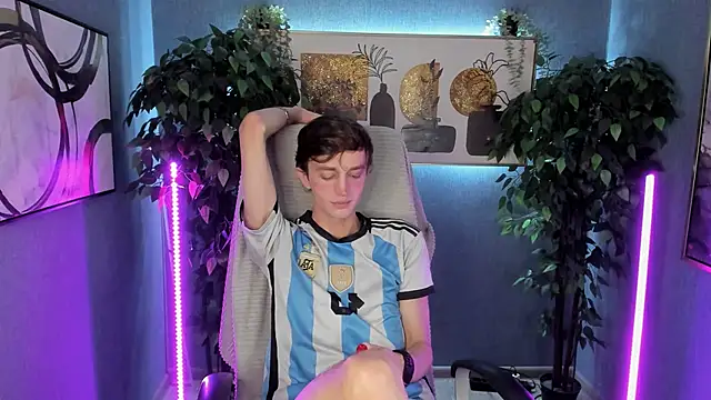 John Weasley online show from 11.01.25