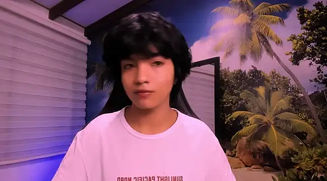 AllanYong18 online show from 01.21.25