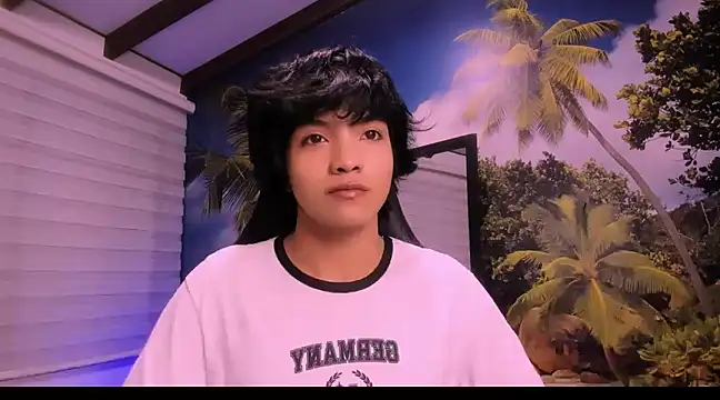 AllanYong18 online show from 01.22.25