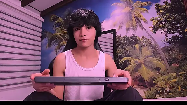 AllanYong18 online show from 02.02.25