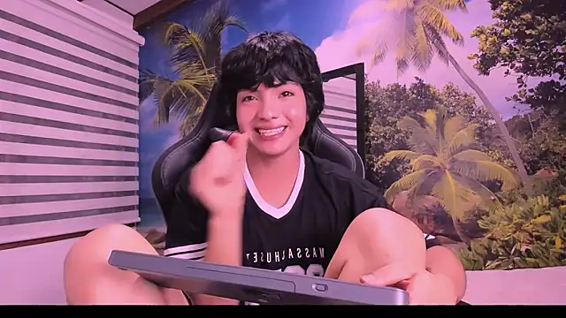 AllanYong18 online show from 02.11.25