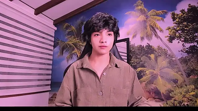 AllanYong18 online show from 02.13.25