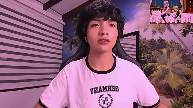 AllanYong18 online show from 02.20.25