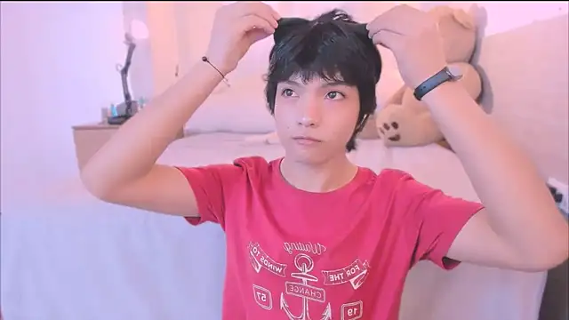 AllanYong18 online show from 09.21.25