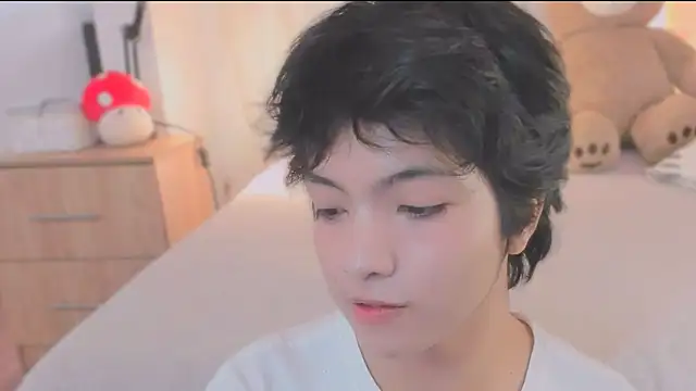 AllanYong18 online show from 02.21.26