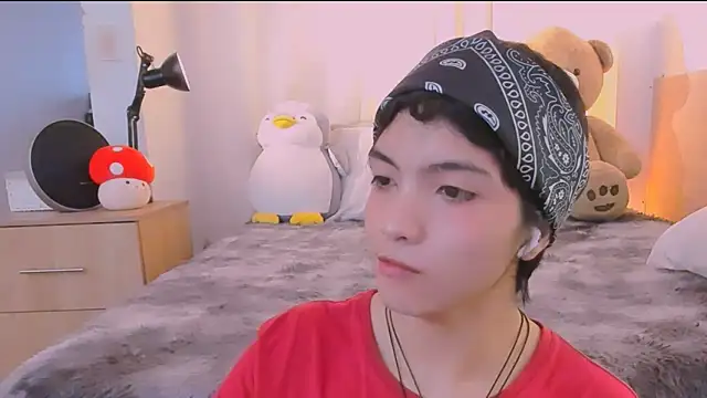 AllanYong18 online show from 03.13.26