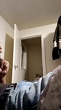 Snapshot of MrDaddyBbSnake chatting on 01.16.25 MrDaddyBbSnake online show from 01.16.25