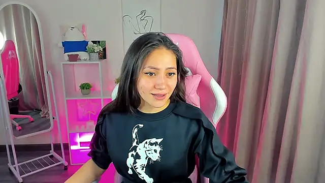 Bellalovesss online show from 01.18.25