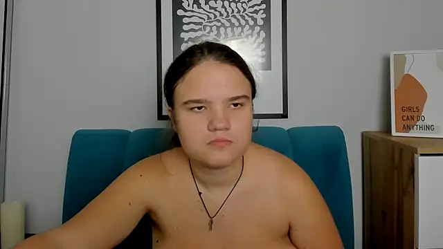 AdeleCruz online show from 11.23.25