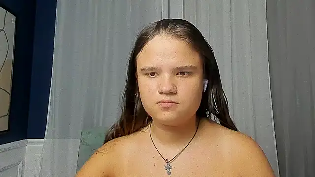 AdeleCruz online show from 07.17.26