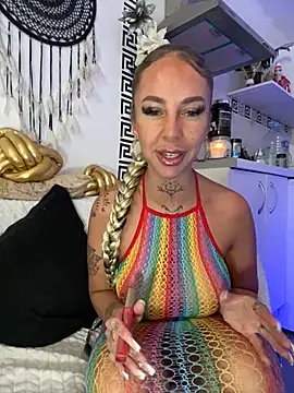 CheekyChels online show from 03.14.25
