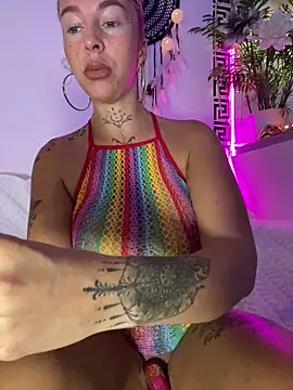 CheekyChels online show from 10.19.25