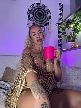 CheekyChels online show from 02.15.26