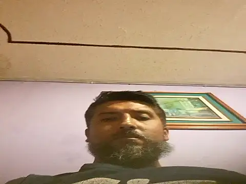 ElHades086 online show from 10.17.25