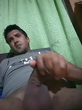 ElHades086 online show from 10.29.25