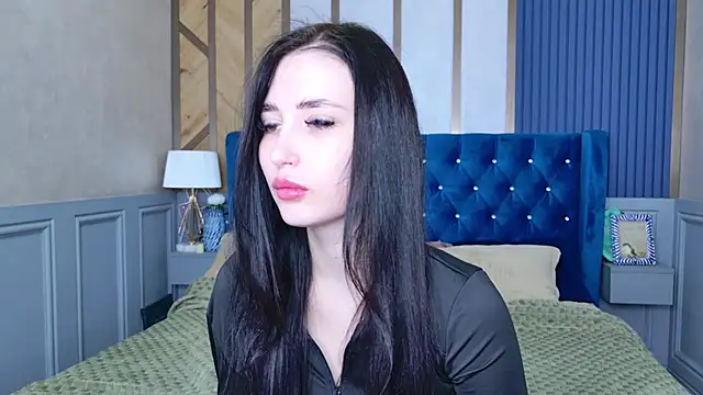 EmmaLawrens online show from 02.26.25