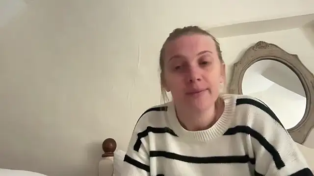 Ella-82 online show from 06.10.26