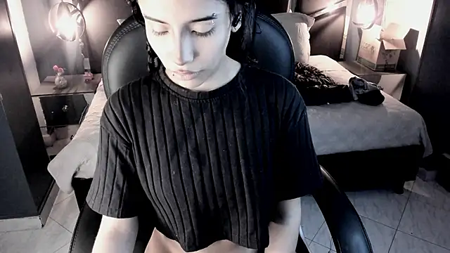 vaiolethsan   online show from 02.12.26