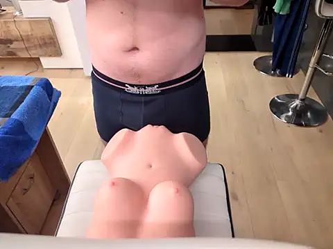 MacPlesure online show from 01.15.25