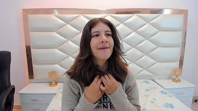 MiaQueen021 online show from 01.29.25