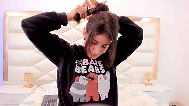 MiaQueen021 online show from 01.30.25