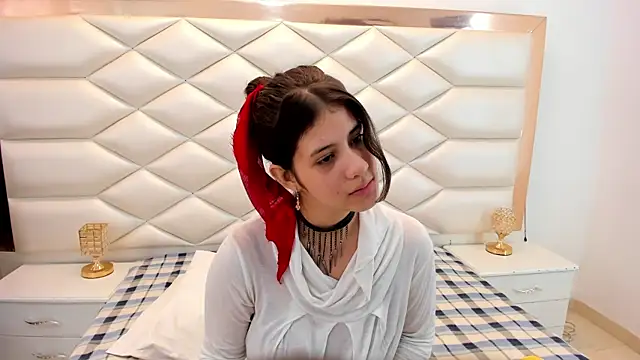 MiaQueen021 online show from 02.06.25