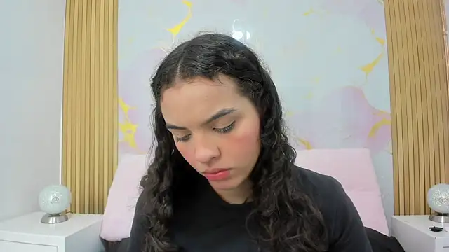 Kim Lennon online show from 09.20.25