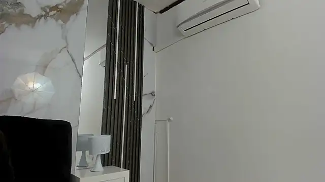 Kim Lennon online show from 10.17.25