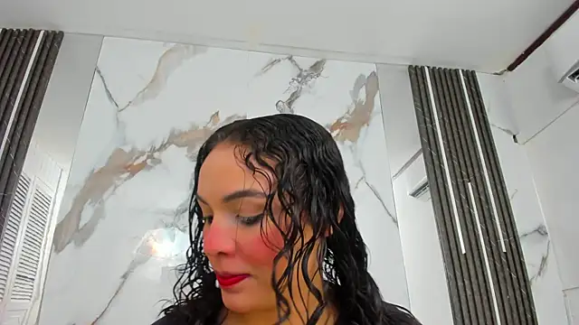 Kim Lennon online show from 10.24.25