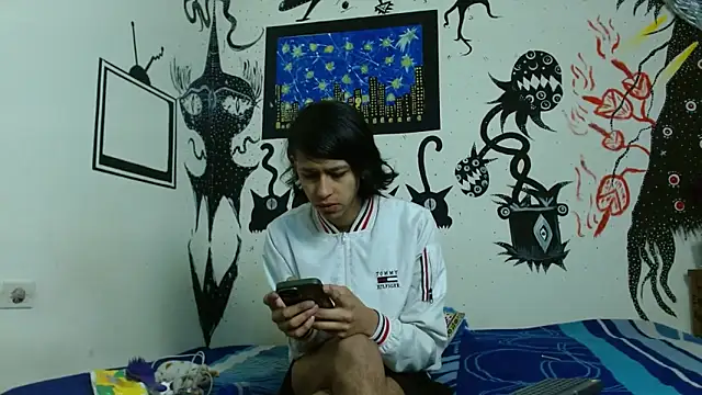 Snapshot of boysLittle chatting on 10.16.25 boysLittle online show from 10.16.25