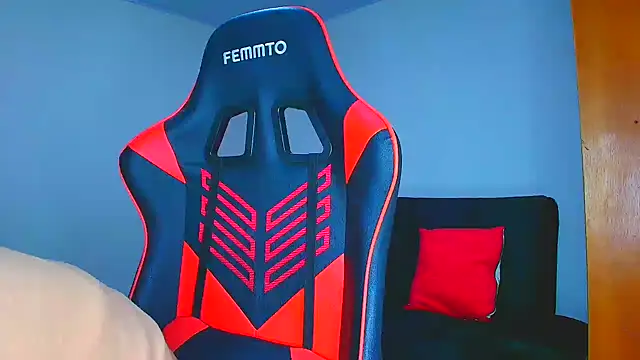 Rousse violett online show from 01.16.26