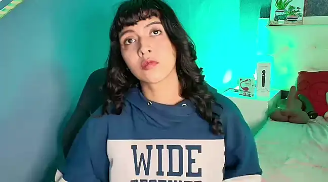 Snapshot of gabriela_cortez chatting on 03.06.25 gabriela cortez online show from 03.06.25