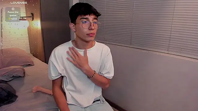 tim  fox online show from 02.18.25