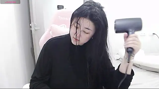 Snapshot of minnie9009 chatting on 01.16.26 minnie9009 online show from 01.16.26