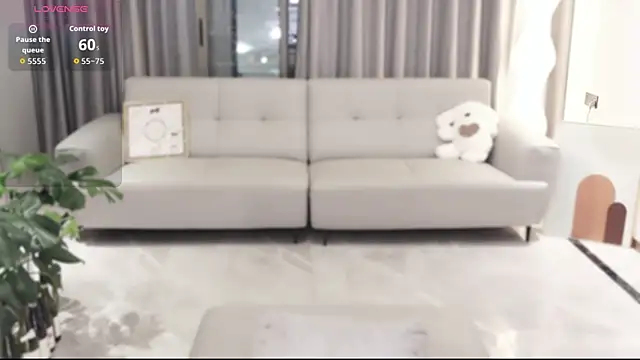 Snapshot of Olga_16888 chatting on 10.29.25 Olga 16888 online show from 10.29.25