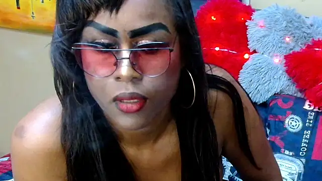 Snapshot of PEBBLES365 chatting on 10.23.25 PEBBLES365 online show from 10.23.25