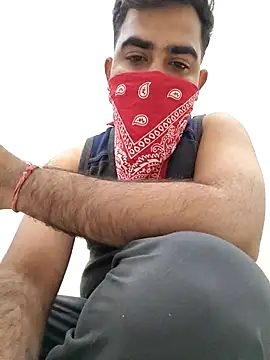 Snapshot of 13lusty chatting on 02.25.25 13lusty online show from 02.25.25